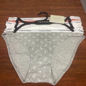 Calvin Klein 3 Pack Bikini Underwear Gray/White/Coral Size Small